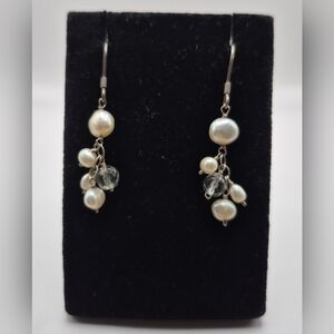 Vintage Silpada sterling silver freshwater pear| and crystal drop earrings.